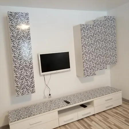 Old Center Apartment
